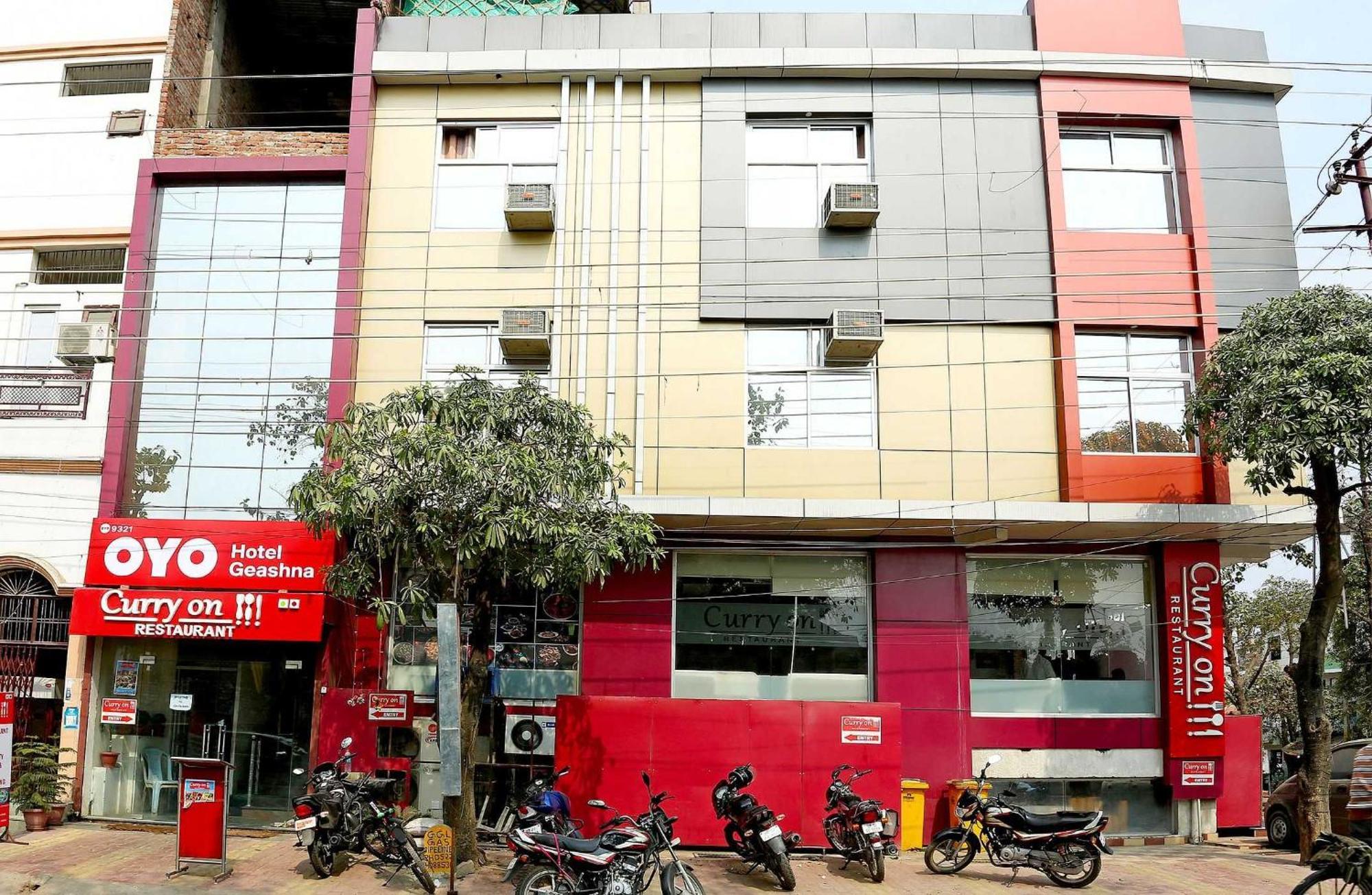 Oyo Flagship Hotel Krishna Chinhat Exterior foto
