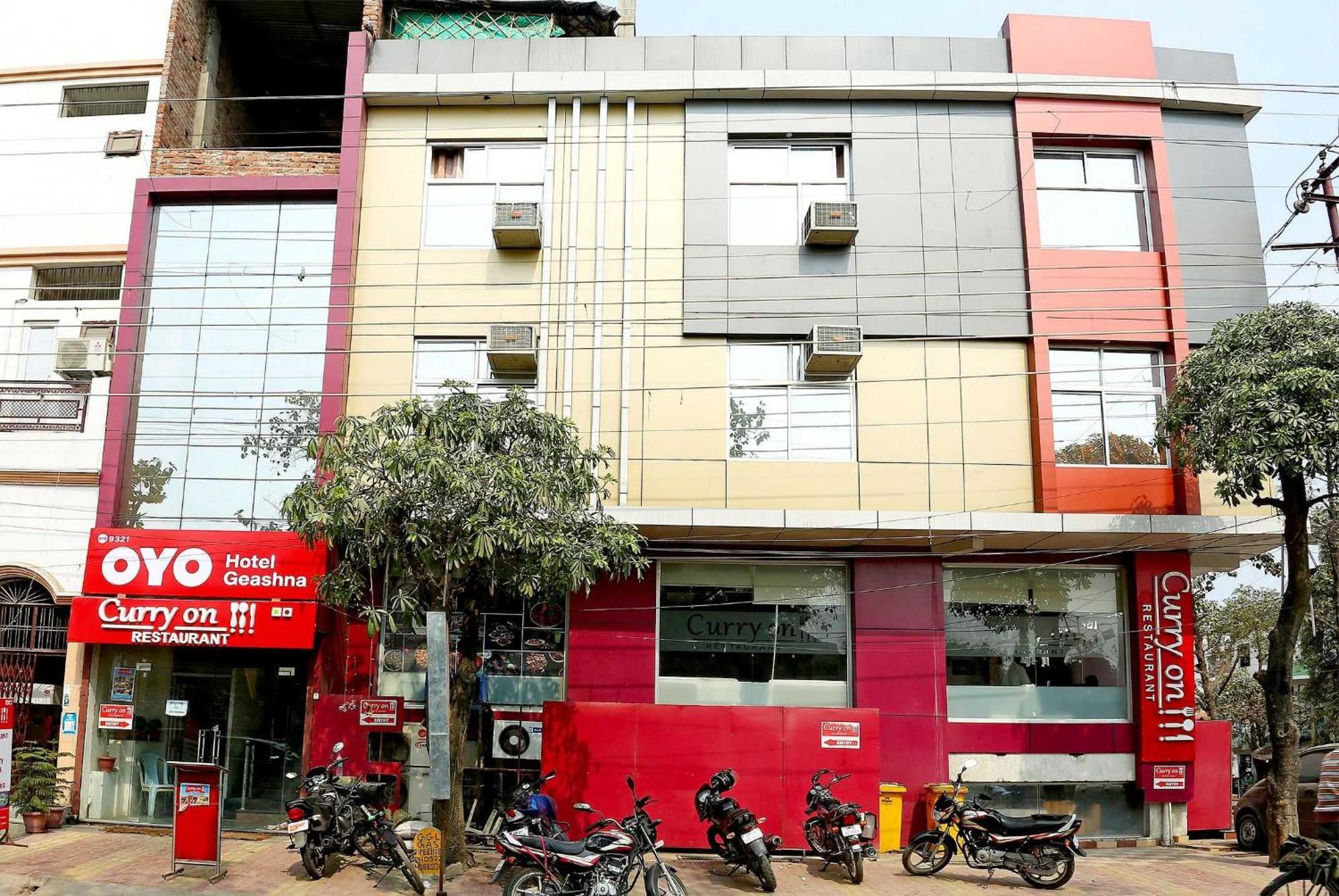 Oyo Flagship Hotel Krishna Chinhat Exterior foto
