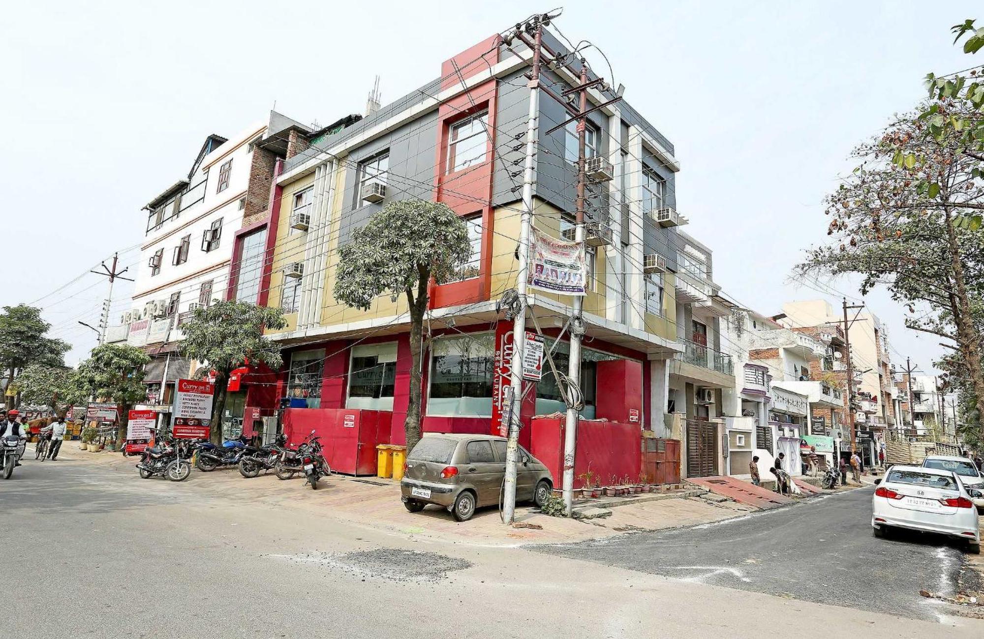 Oyo Flagship Hotel Krishna Chinhat Exterior foto